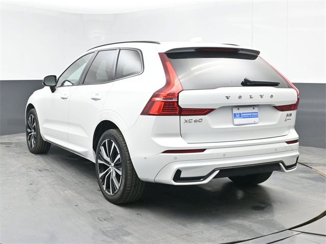 Used 2024 Volvo XC60 B5 Plus image 7