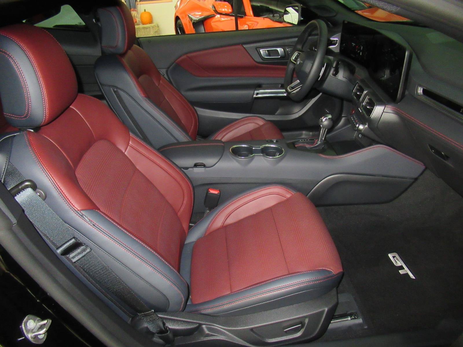 Used 2026 Ford Mustang GT Premium RWD image 9