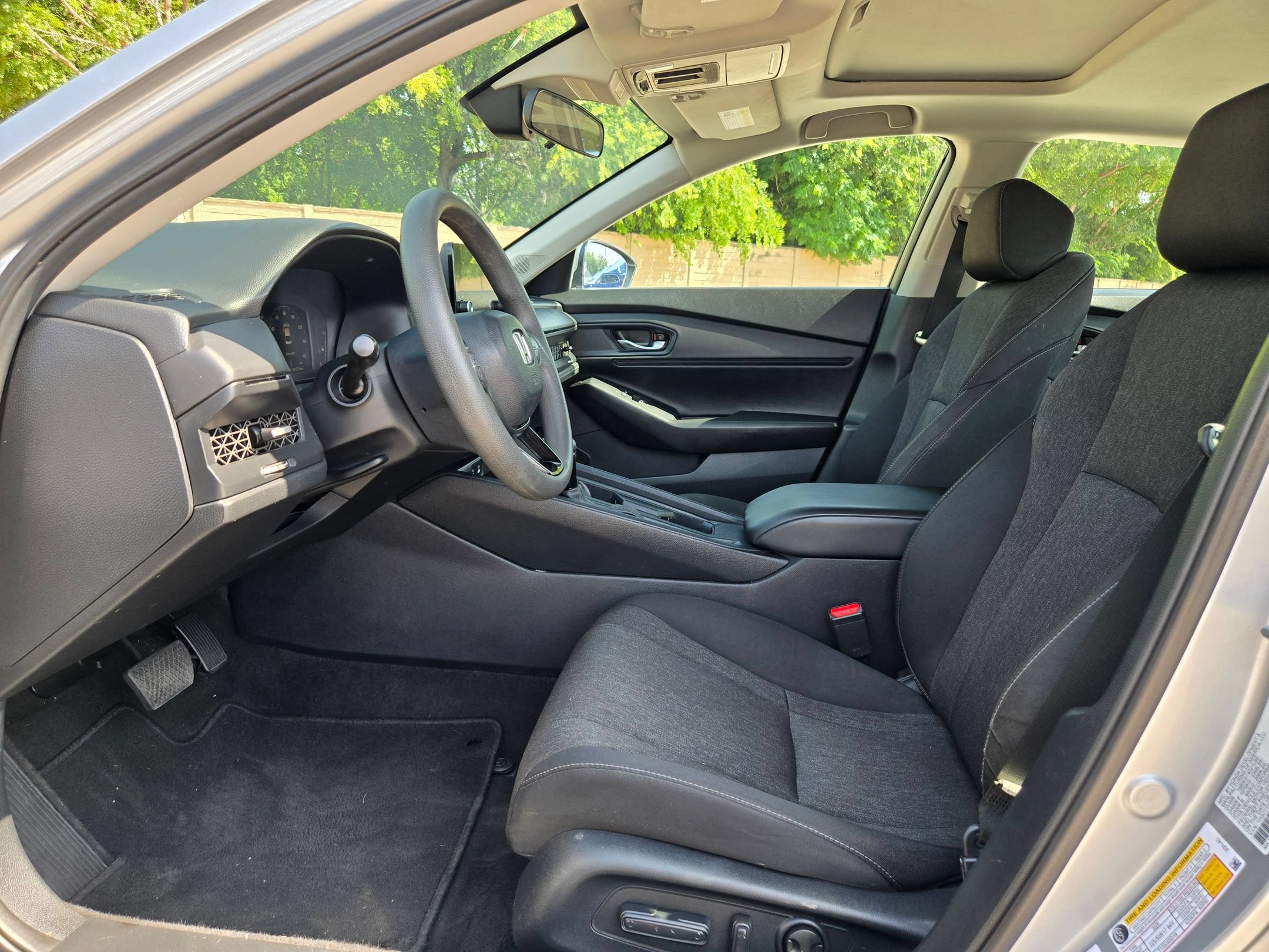 Used 2024 Honda Accord EX image 9
