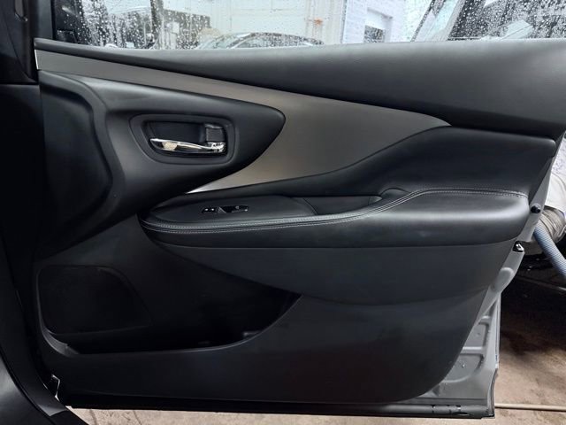 Used 2024 Nissan Murano SV w/ SV Midnight Edition Package AWD/4WD image 14