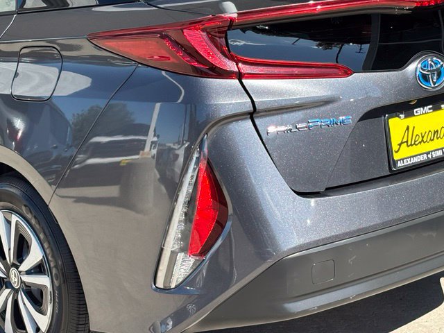Used 2019 Toyota Prius Prime Plus w/ Carpet Mat Package FWD image 5