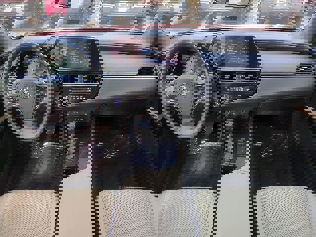 Used 2022 Lexus ES 300h w/ Premium Package image 14