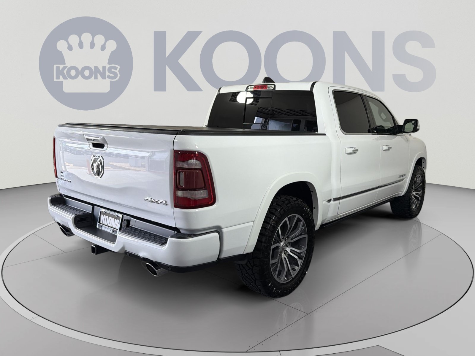 Used 2022 RAM 1500 Limited w/ Body Color Bumper Group AWD/4WD image 7