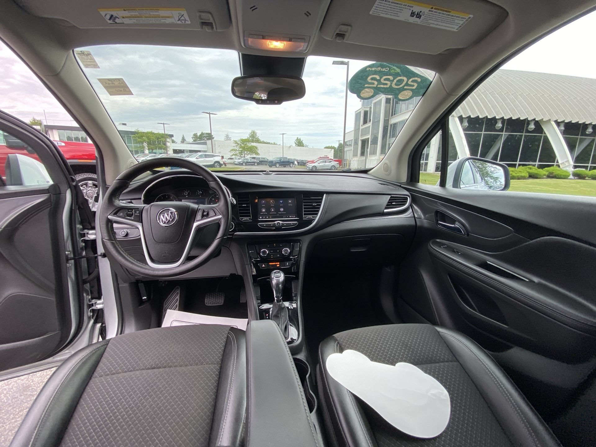 Used 2022 Buick Encore Preferred w/ Safety Package AWD/4WD image 20