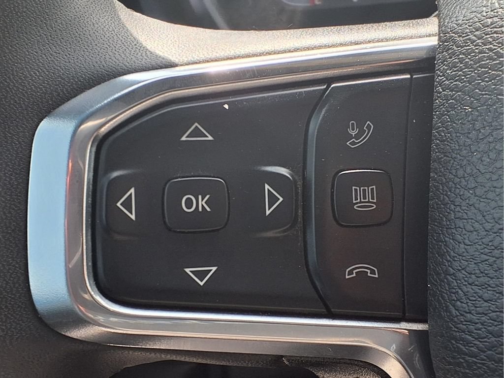 Used 2026 RAM 2500 Laramie AWD/4WD image 17