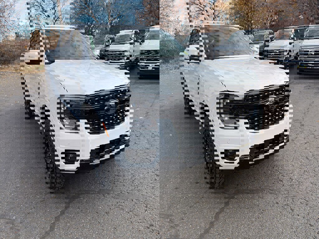 New 2025 Ford Ranger Lariat w/ FX4 Off-Road Package image 29