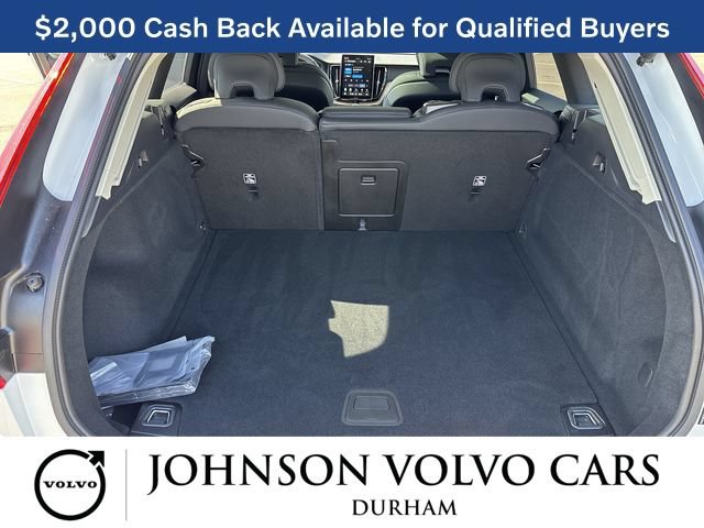 New 2026 Volvo XC60 B5 Plus w/ Protection Package Premier AWD/4WD image 21