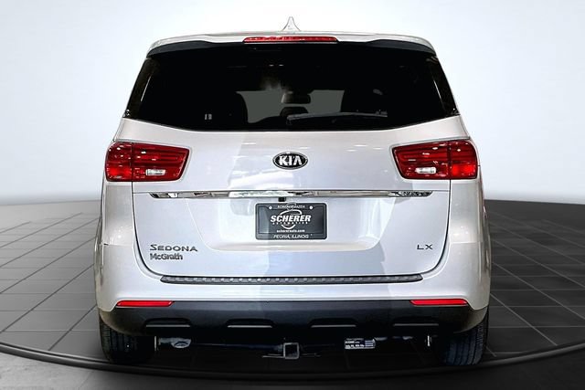 Used 2019 Kia Sedona LX FWD image 4