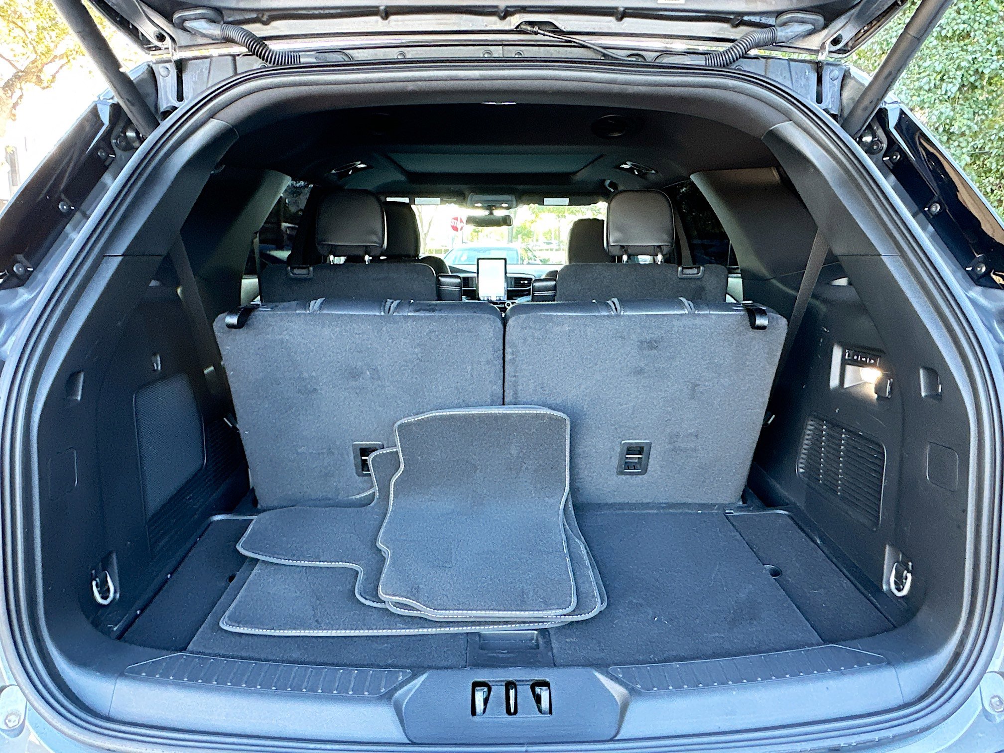 Used 2023 Ford Explorer ST w/ Equipment Group 401A image 28