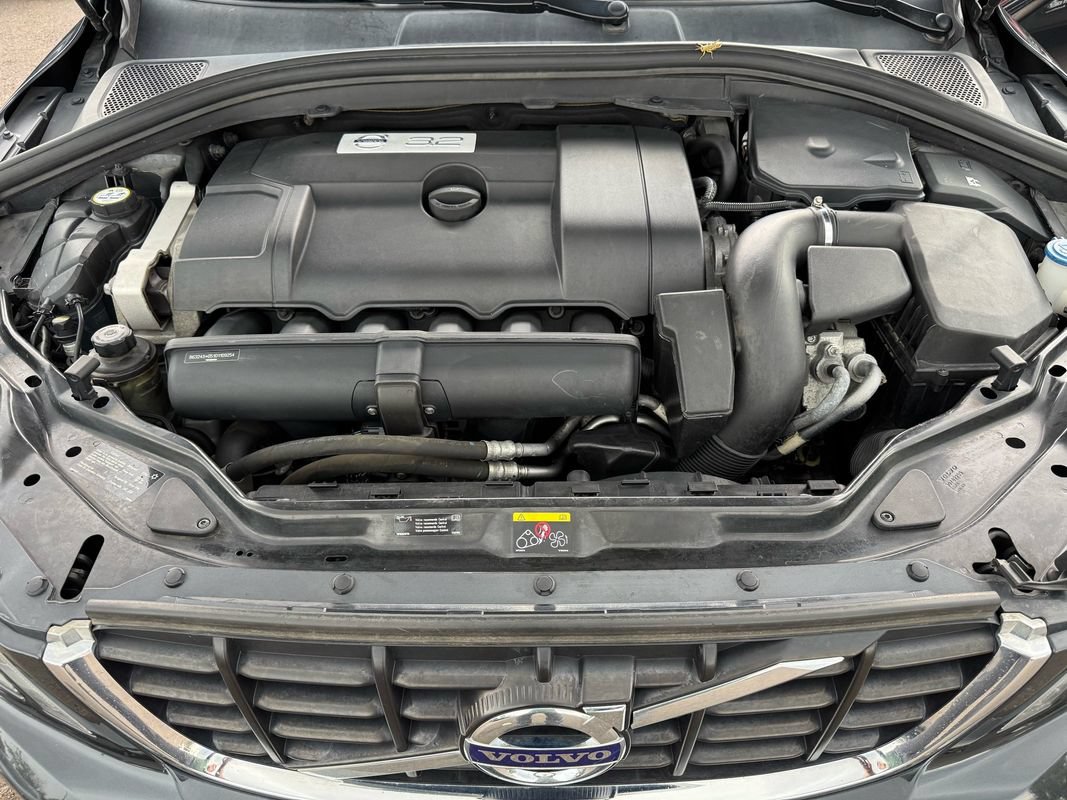 Used 2012 Volvo XC60 3.2 AWD/4WD image 25