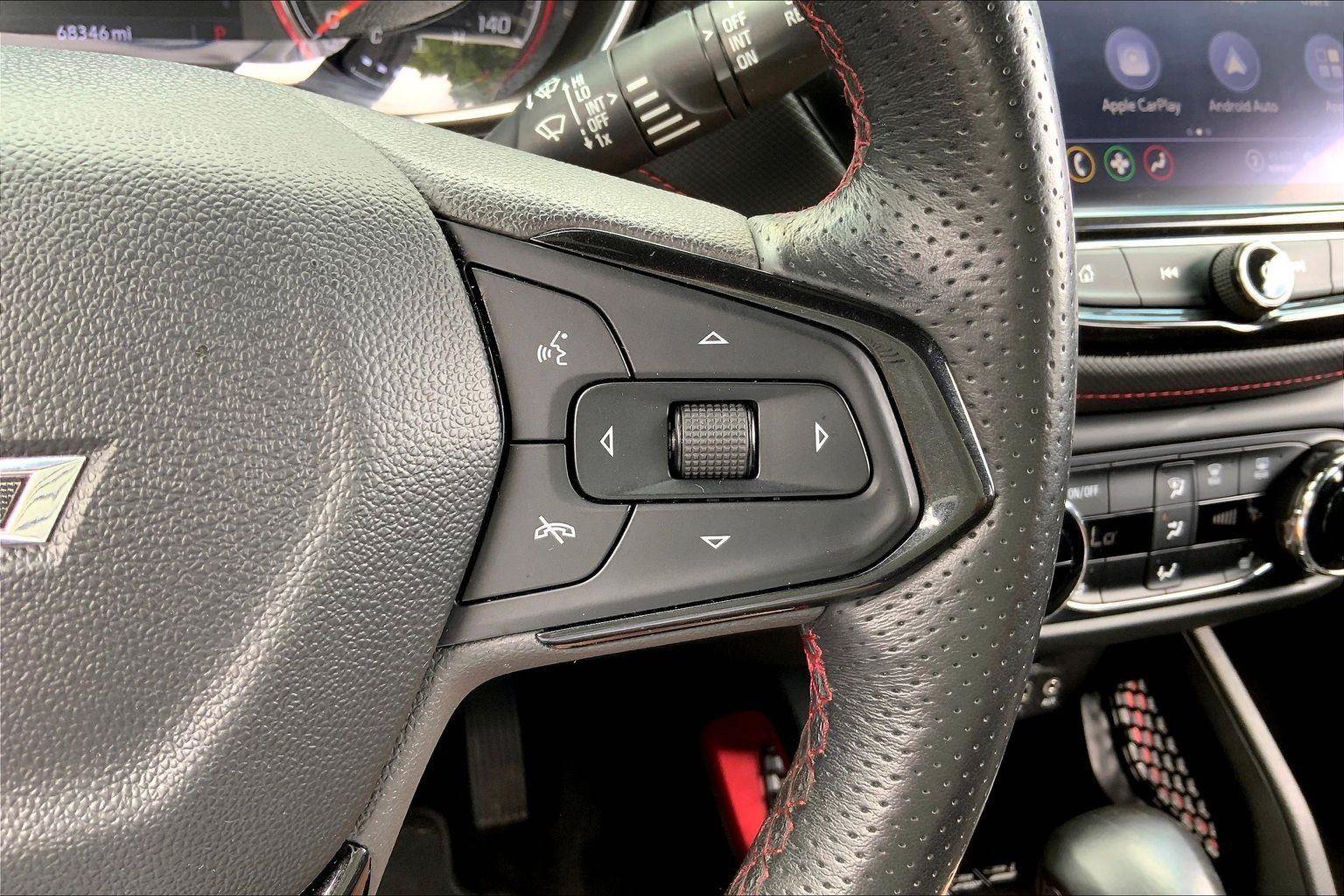 Used 2022 Chevrolet TrailBlazer RS w/ Technology Package FWD image 18