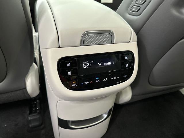 New 2026 Hyundai Ioniq 9 Limited image 25