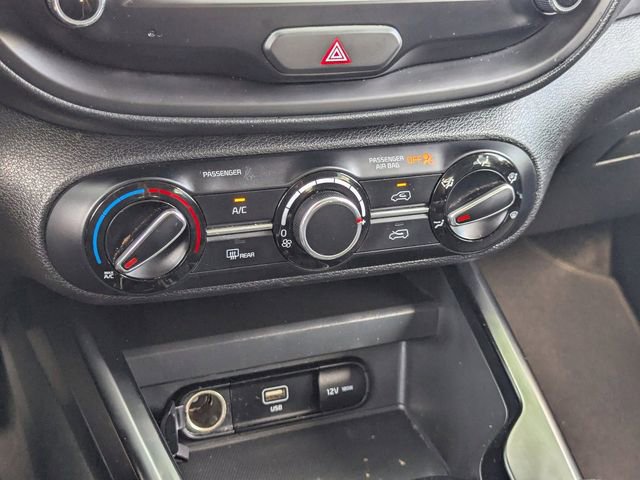 Used 2025 Kia Soul LX w/ LX Technology Package image 28
