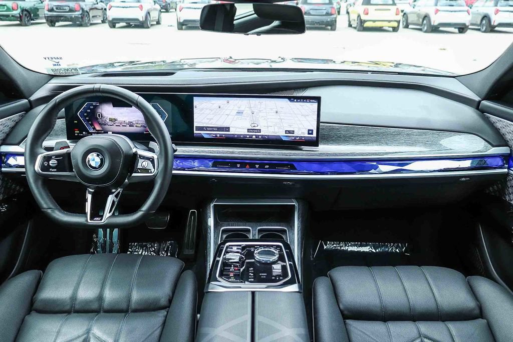 Used 2023 BMW 760i xDrive w/ Luxury Rear Seating Package AWD/4WD image 14