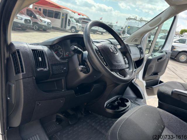 Used 2020 RAM ProMaster 2500 w/ Premium Appearance Group image 17