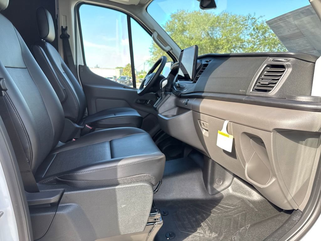 New 2026 Ford Transit 250 148 Medium Roof w/ Load Area Protection Package image 21