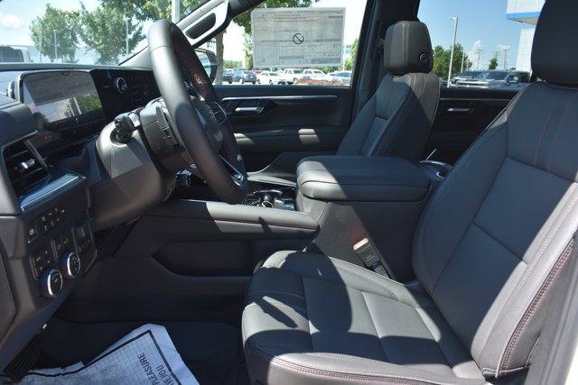 New 2026 Chevrolet Suburban RST w/ Comfort Package AWD/4WD image 15