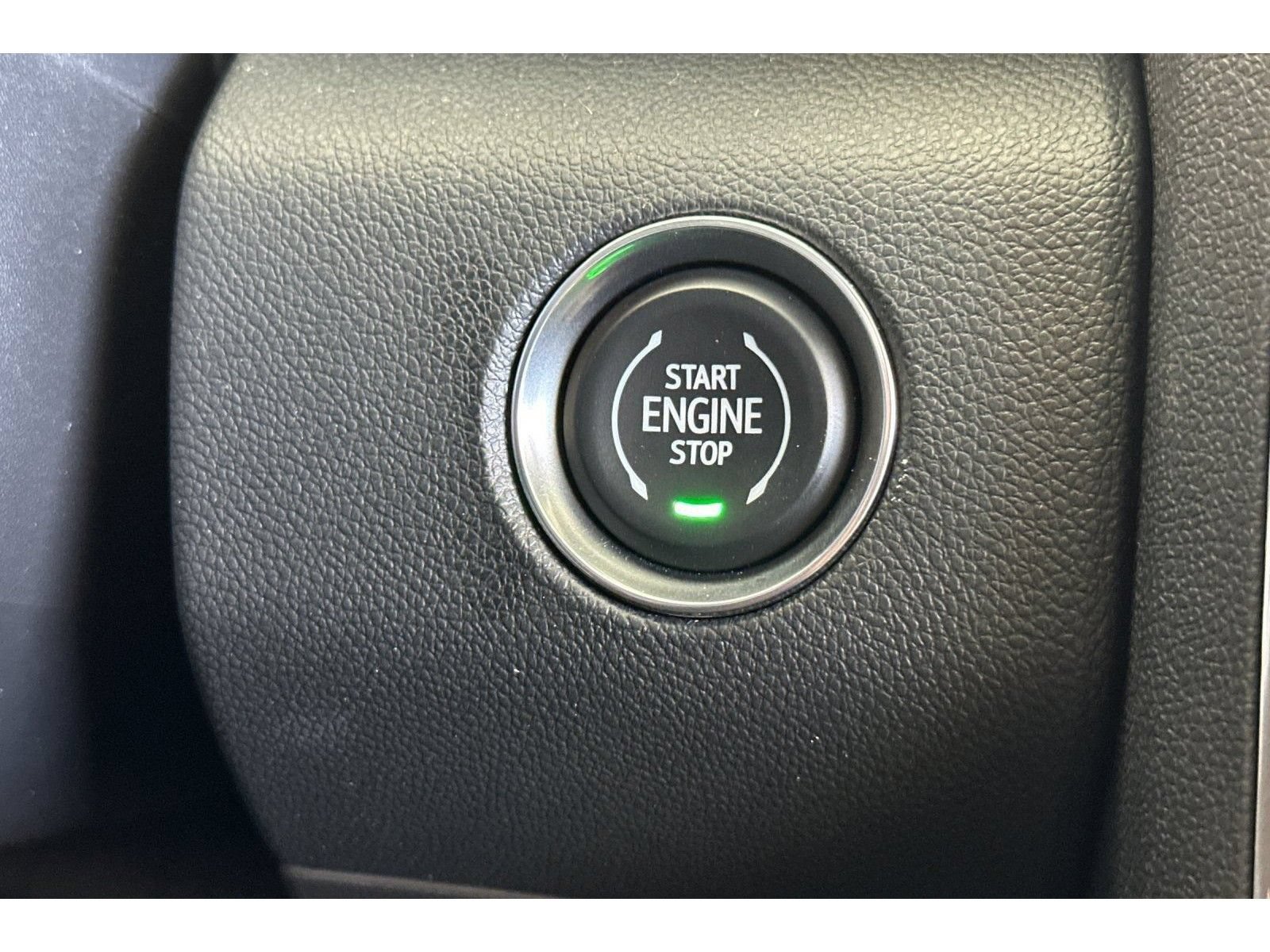 New 2025 GMC Acadia Elevation w/ Super Cruise Package FWD image 23