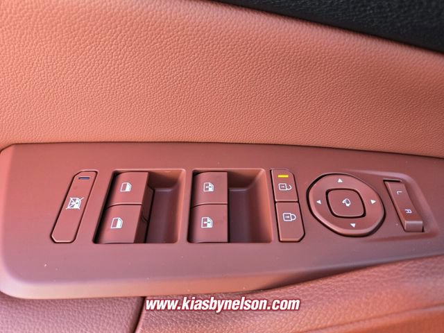 New 2026 Kia Sportage SX AWD/4WD image 17