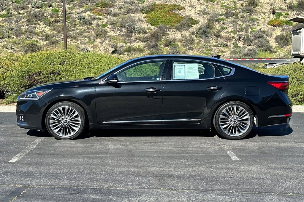 Used 2018 Kia Cadenza Limited w/ Paint Protection Package image 6