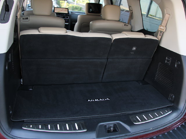 Used 2021 Nissan Armada Platinum w/ Captain's Chairs Package AWD/4WD image 11