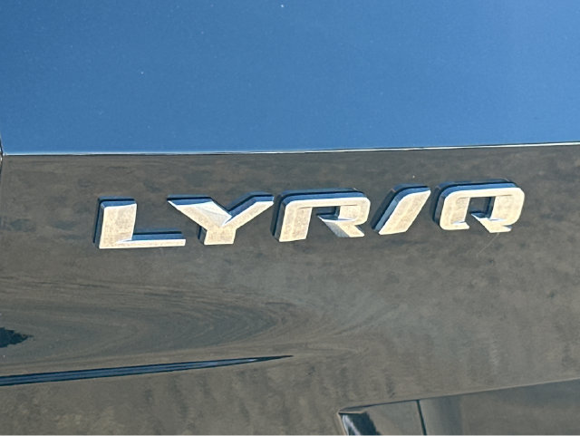 Certified 2024 Cadillac Lyriq Luxury AWD/4WD image 16