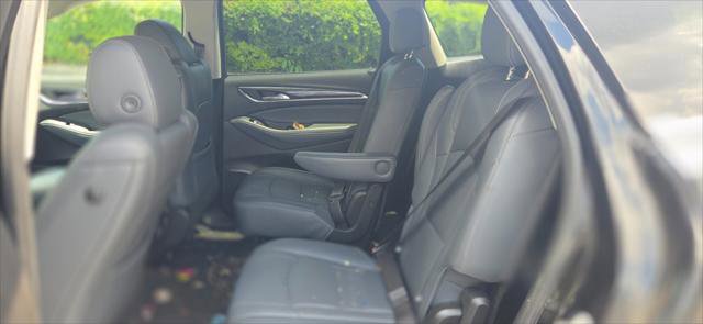 Used 2021 Buick Enclave Essence w/ Sport Touring Edition FWD image 11