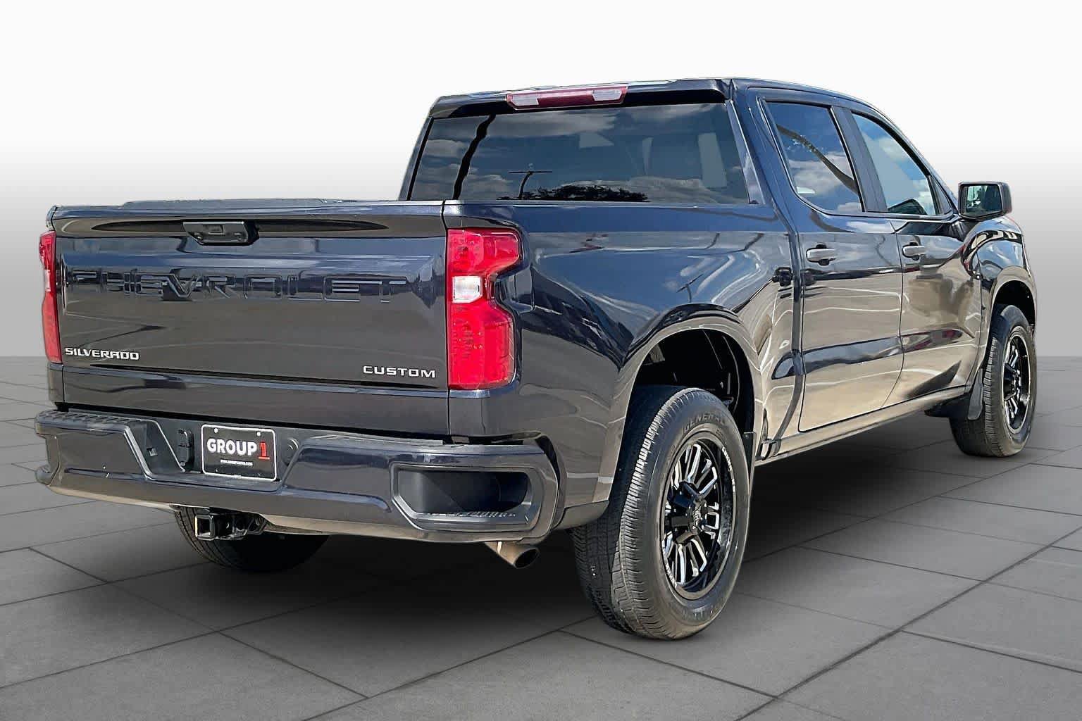 Used 2022 Chevrolet Silverado 1500 Custom RWD image 13
