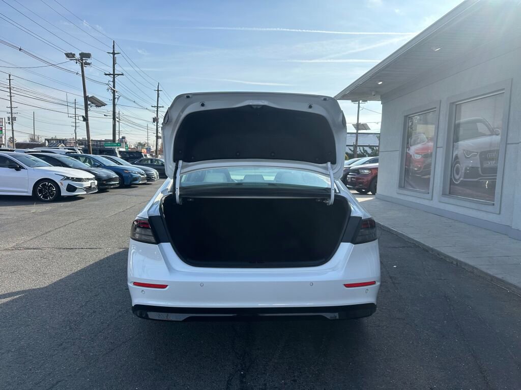 Used 2024 Honda Accord Touring image 30