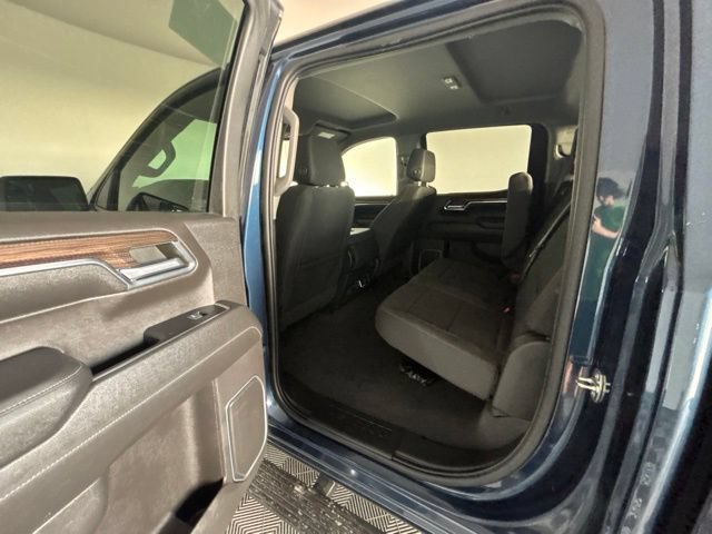 Used 2022 Chevrolet Silverado 1500 LT AWD/4WD image 18