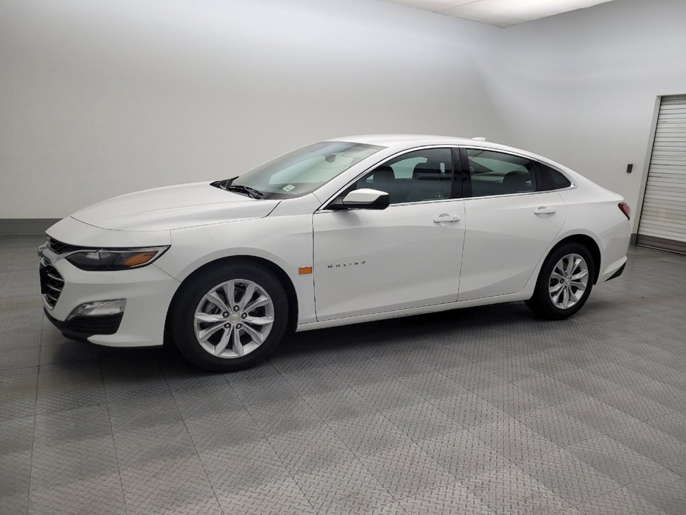 Used 2021 Chevrolet Malibu LT FWD image 2