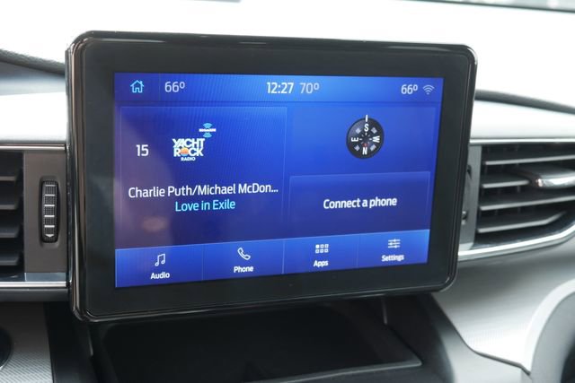 Used 2020 Ford Explorer XLT w/ Equipment Group 202A image 20