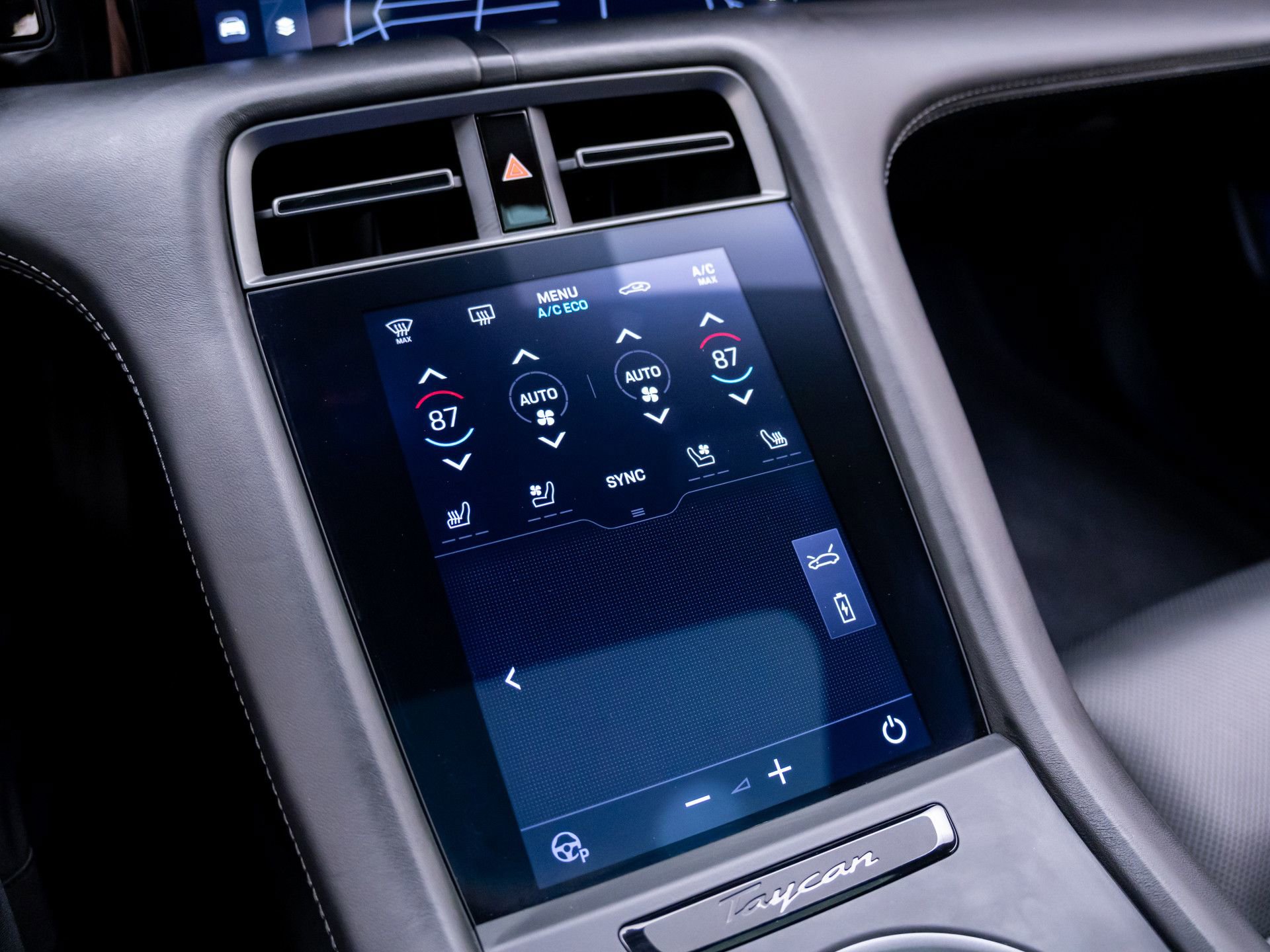 Used 2022 Porsche Taycan Turbo S image 28