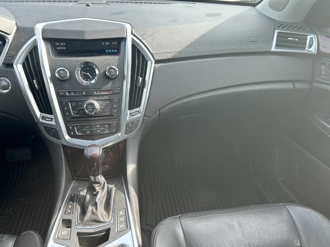 Used 2012 Cadillac SRX Luxury image 11