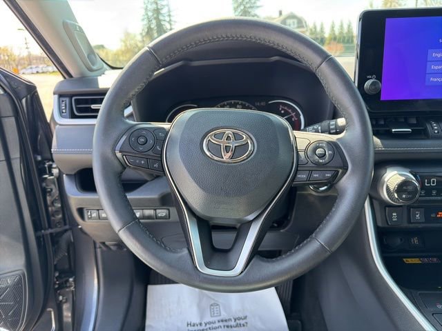 Used 2023 Toyota RAV4 XLE Premium image 24