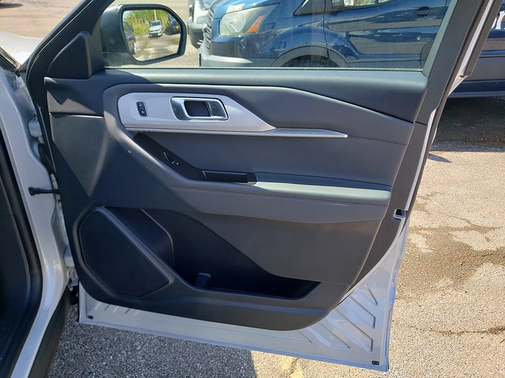 New 2026 Ford Explorer Active w/ Active Comfort Package AWD/4WD image 19