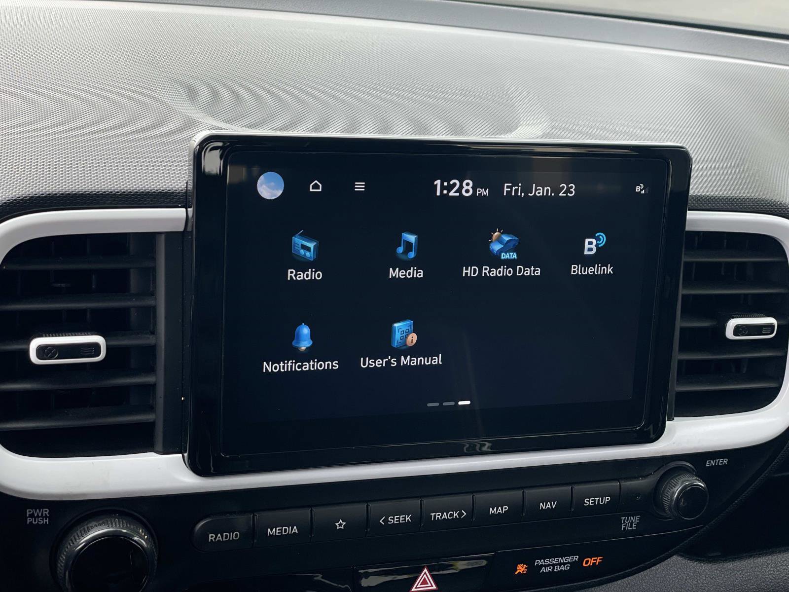 Certified 2023 Hyundai Venue Limited image 12