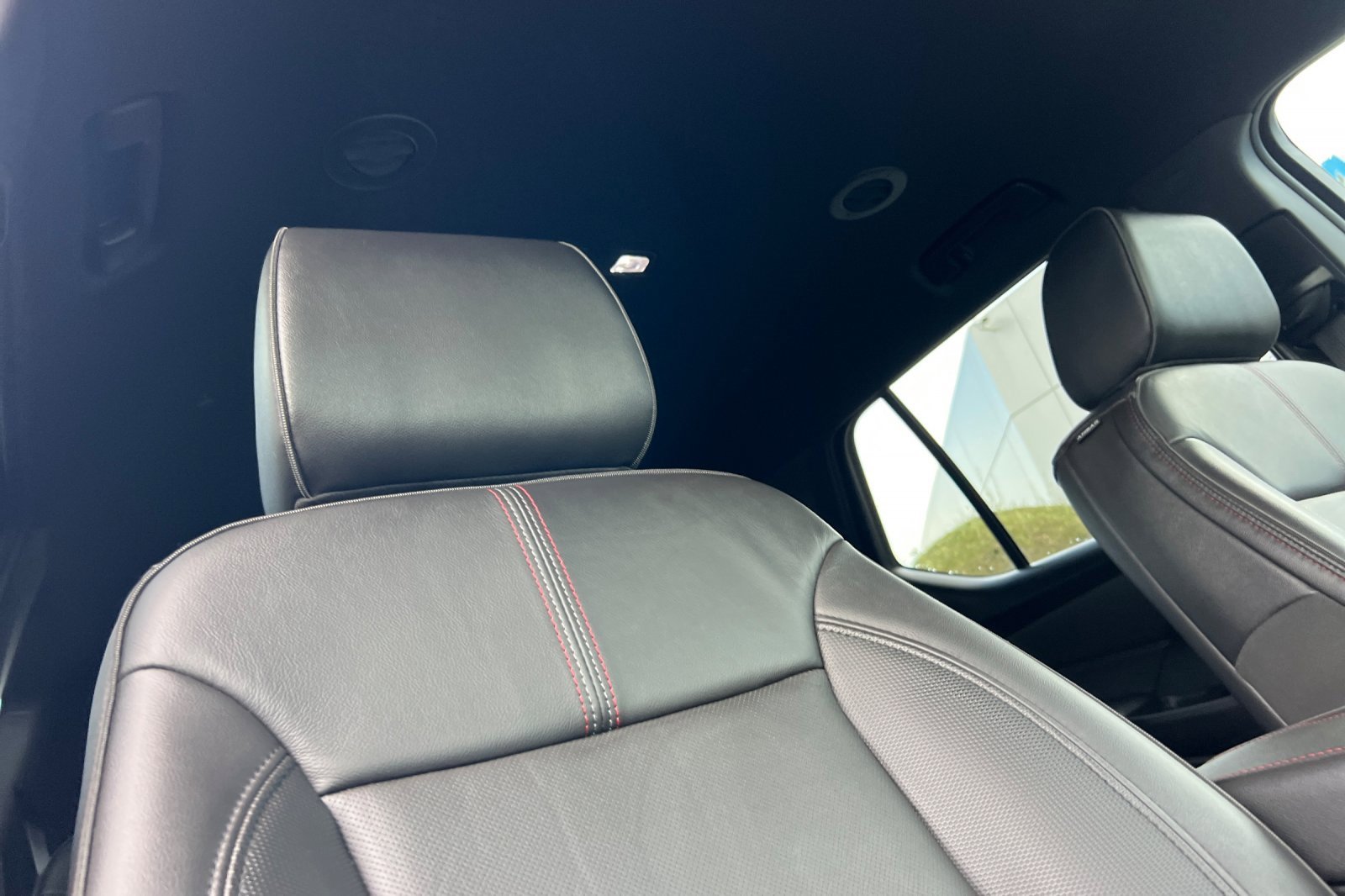 Used 2023 Chevrolet Traverse RS image 22