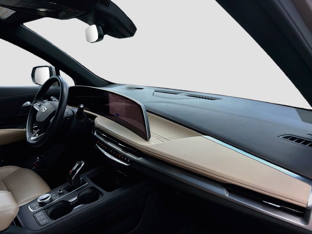 Certified 2025 Cadillac XT4 Premium Luxury FWD image 33