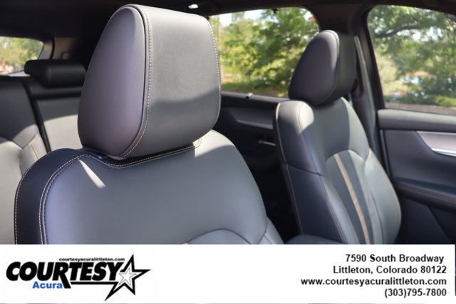 Used 2025 MAZDA CX-70 Plug-In Hybrid w/ Premium Plus AWD/4WD image 35