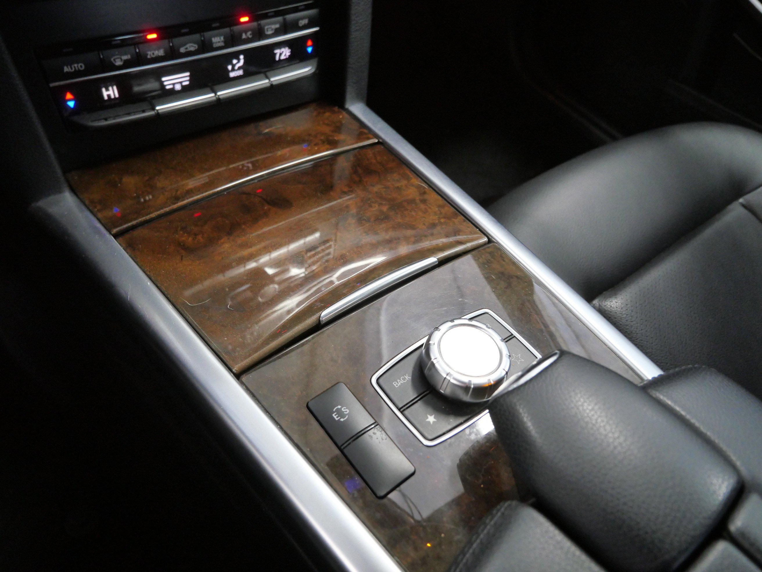 Used 2014 Mercedes-Benz E 350 4MATIC Sedan image 22