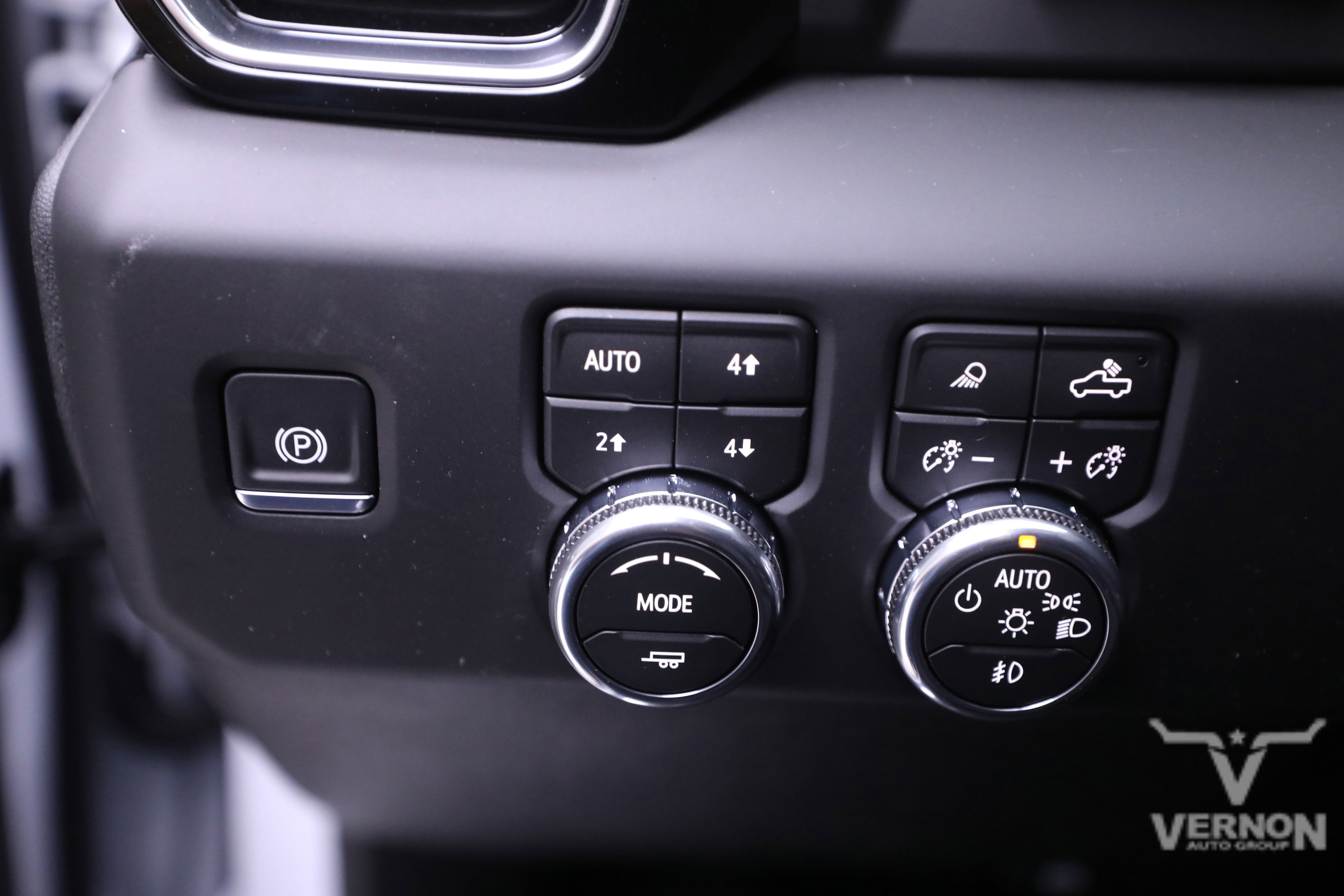 New 2026 GMC Sierra 3500 Denali w/ Technology Package image 17