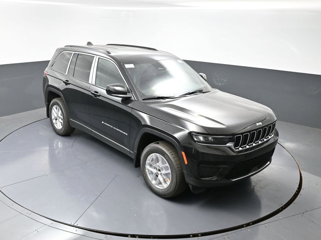 New 2025 Jeep Grand Cherokee Laredo X w/ Luxury Tech Group I image 28