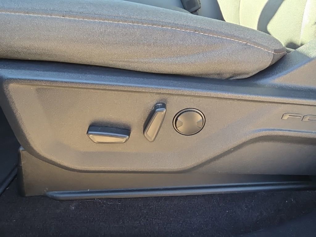 Certified 2022 Ford F150 XLT w/ Equipment Group 302A High image 14