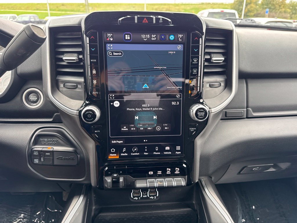 Used 2024 RAM 2500 Big Horn w/ Night Edition AWD/4WD image 3