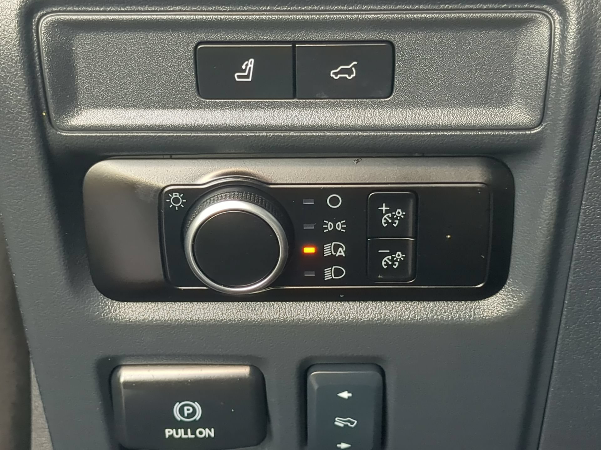 Certified 2024 Ford Expedition XLT RWD image 65