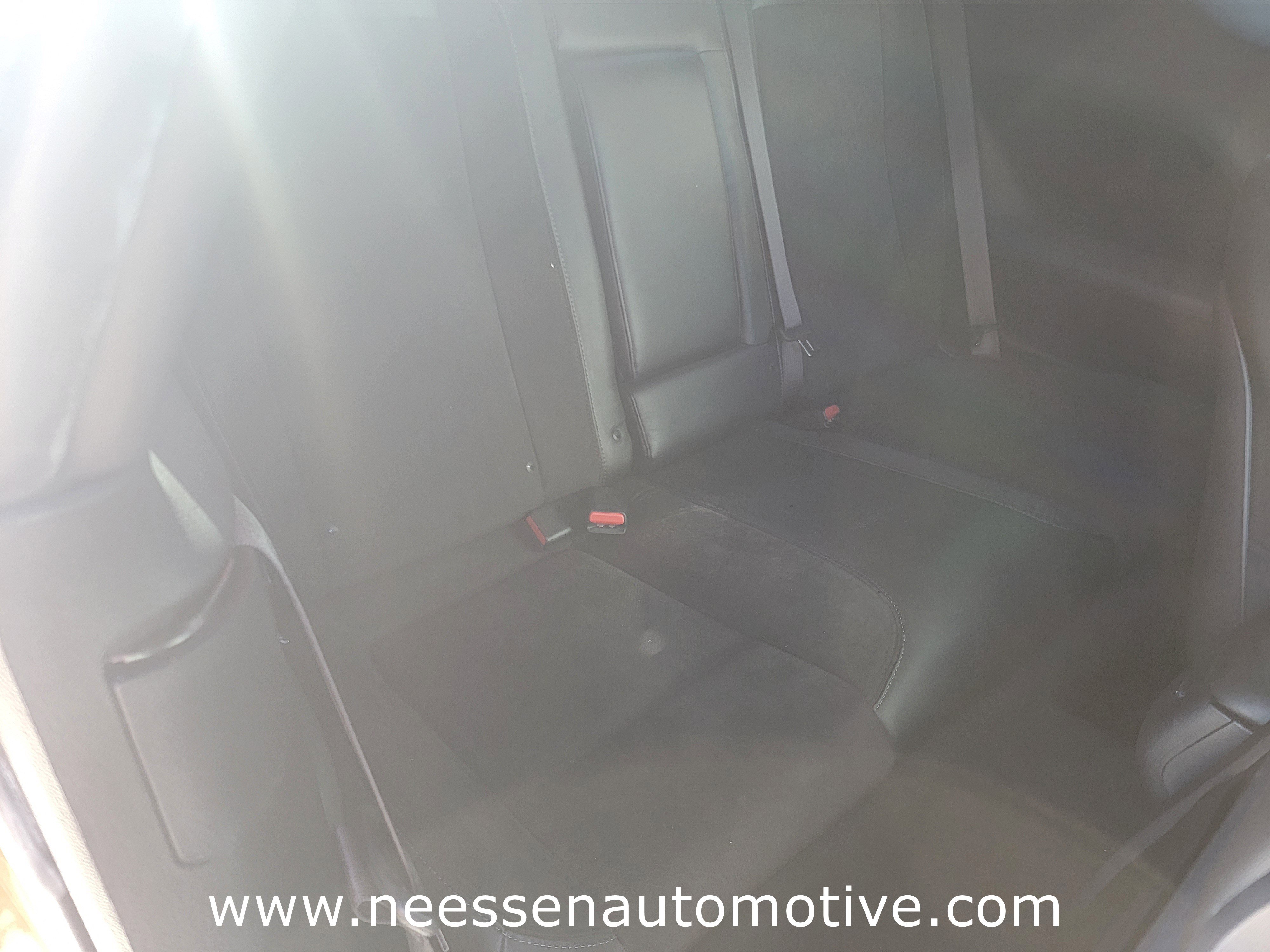 Used 2022 Dodge Challenger R/T w/ Plus Package image 10