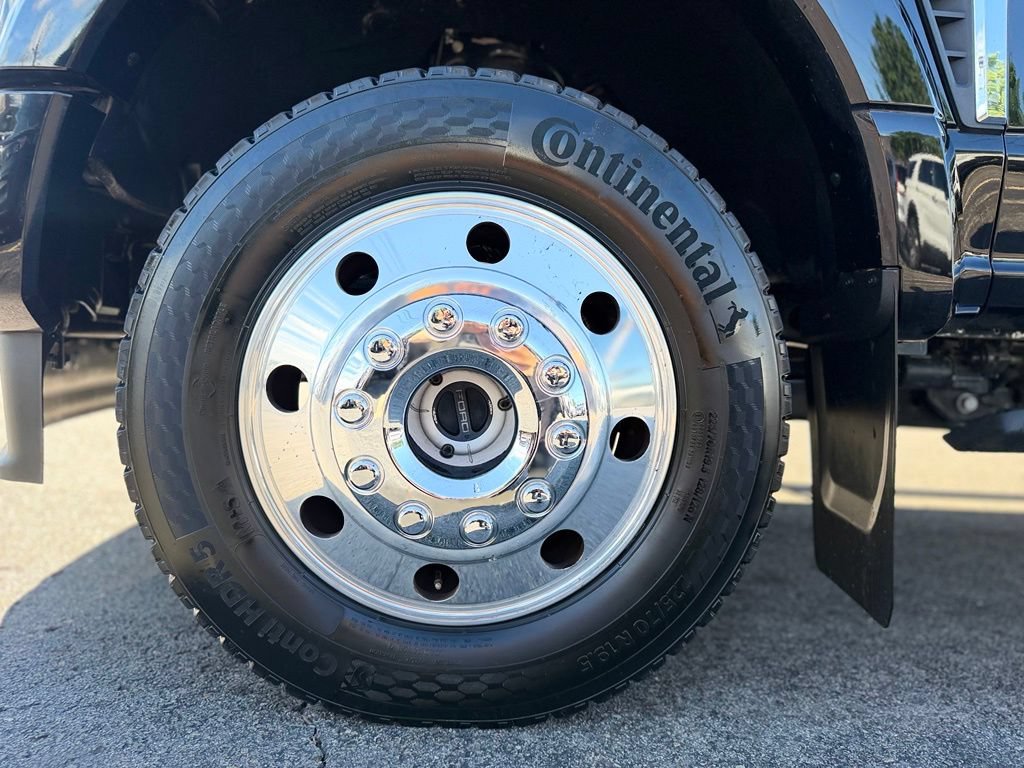 Used 2024 Ford F450 Limited w/ FX4 Off-Road Package AWD/4WD image 2