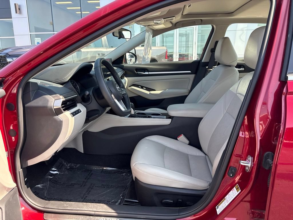 Used 2023 Nissan Altima 2.5 SL AWD/4WD image 17