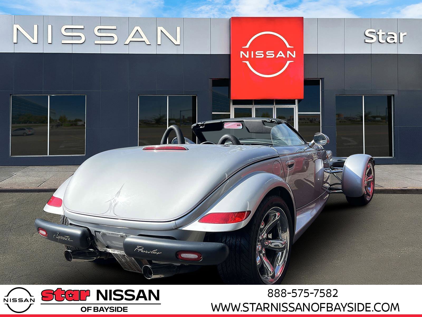 Used 2000 Plymouth Prowler image 4